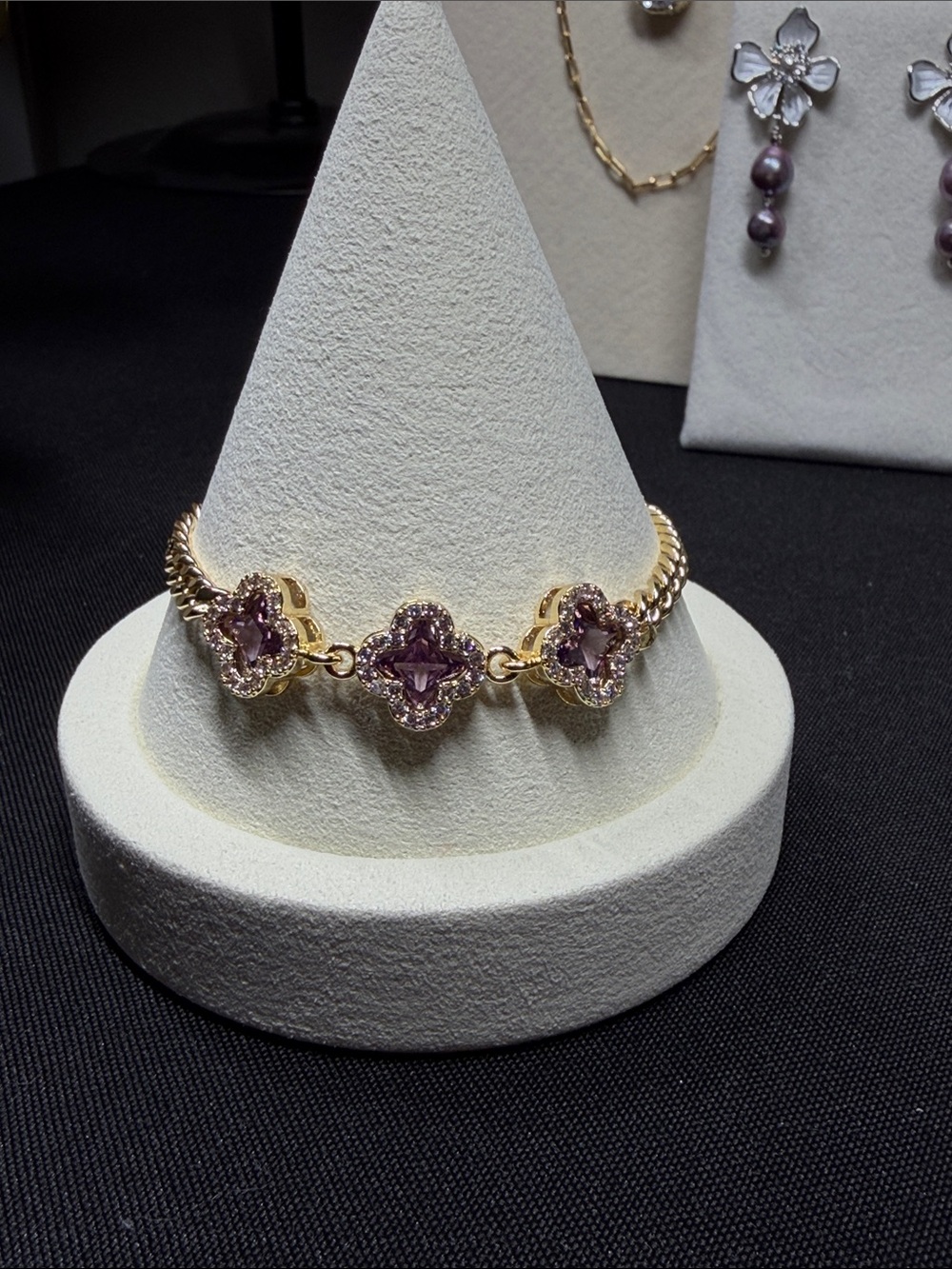 18k triple plated gold with lavender crystal clovers bracelet SZ 7